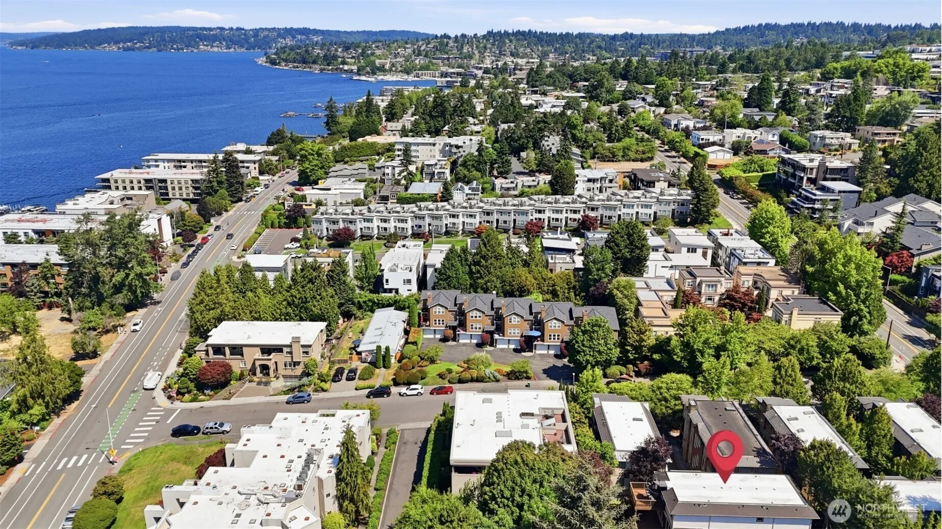 Property photo for 10135 Ne 62nd Street #c, Kirkland photo 2