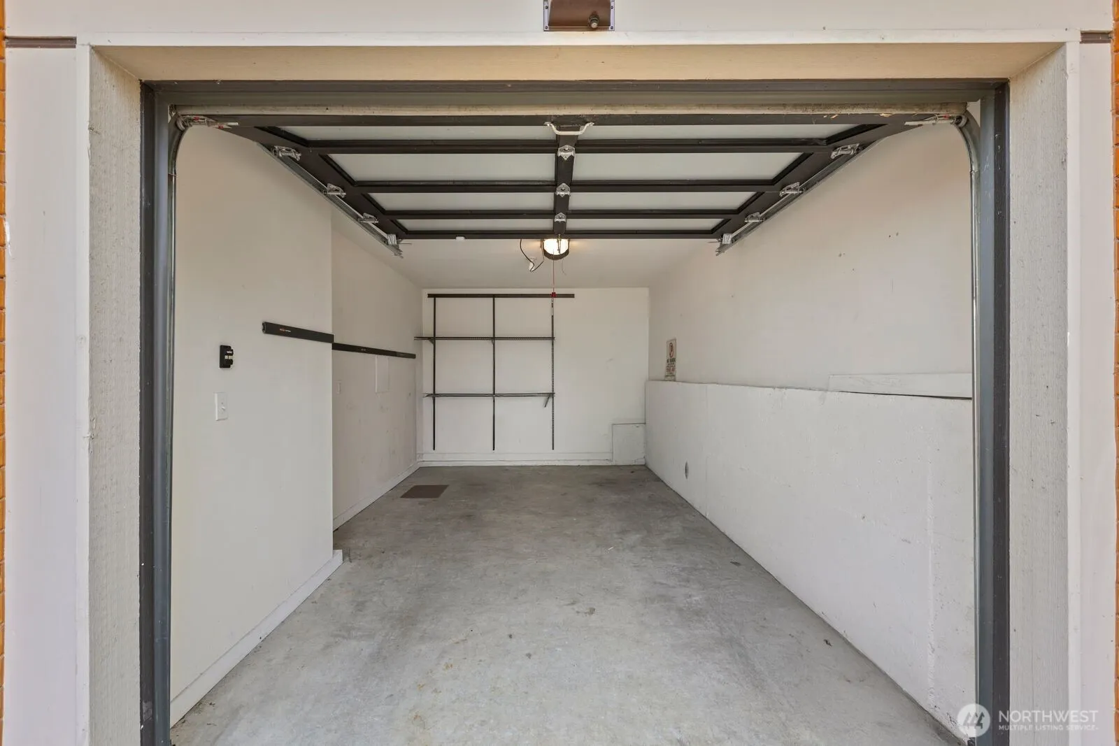 Property photo for 1536 Sturgus Avenue S, Seattle photo 3
