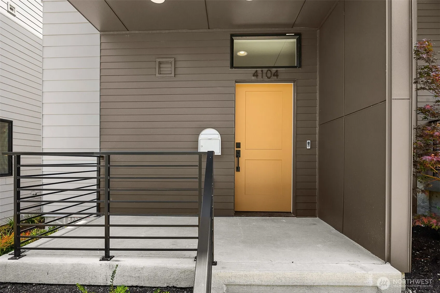 Property photo for 4104 30th Avenue S #5, Seattle photo 3