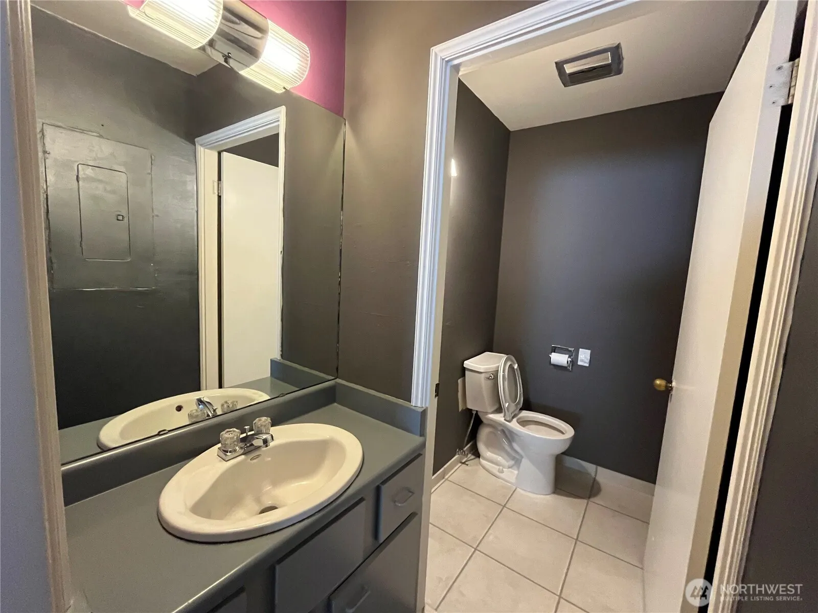 Property photo for 2502 Tacoma Avenue S #unit B, Tacoma photo 4