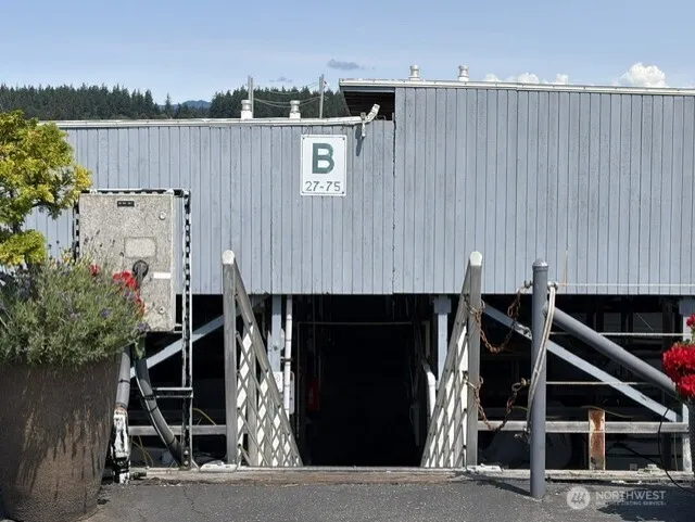 Property photo for 1600 5th Street #b65, Anacortes photo 2