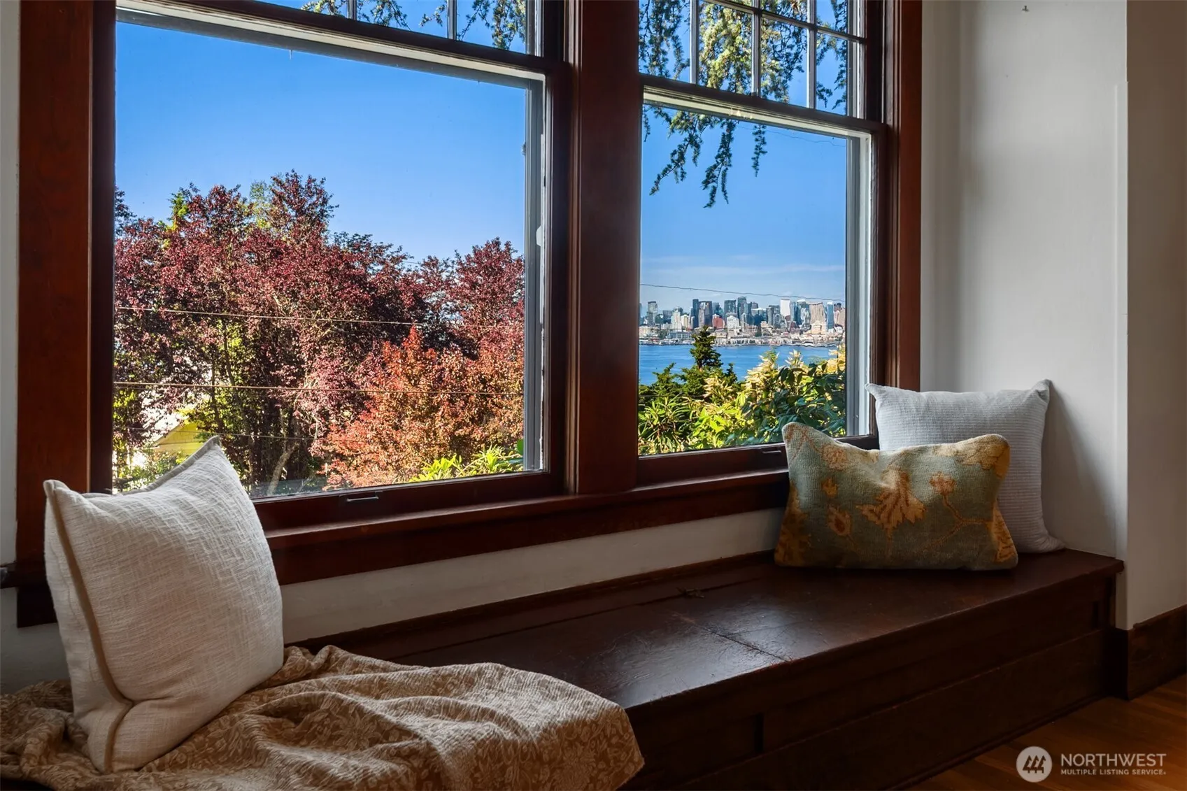 Property photo for 4055 Sw Holgate Street, Seattle photo 5
