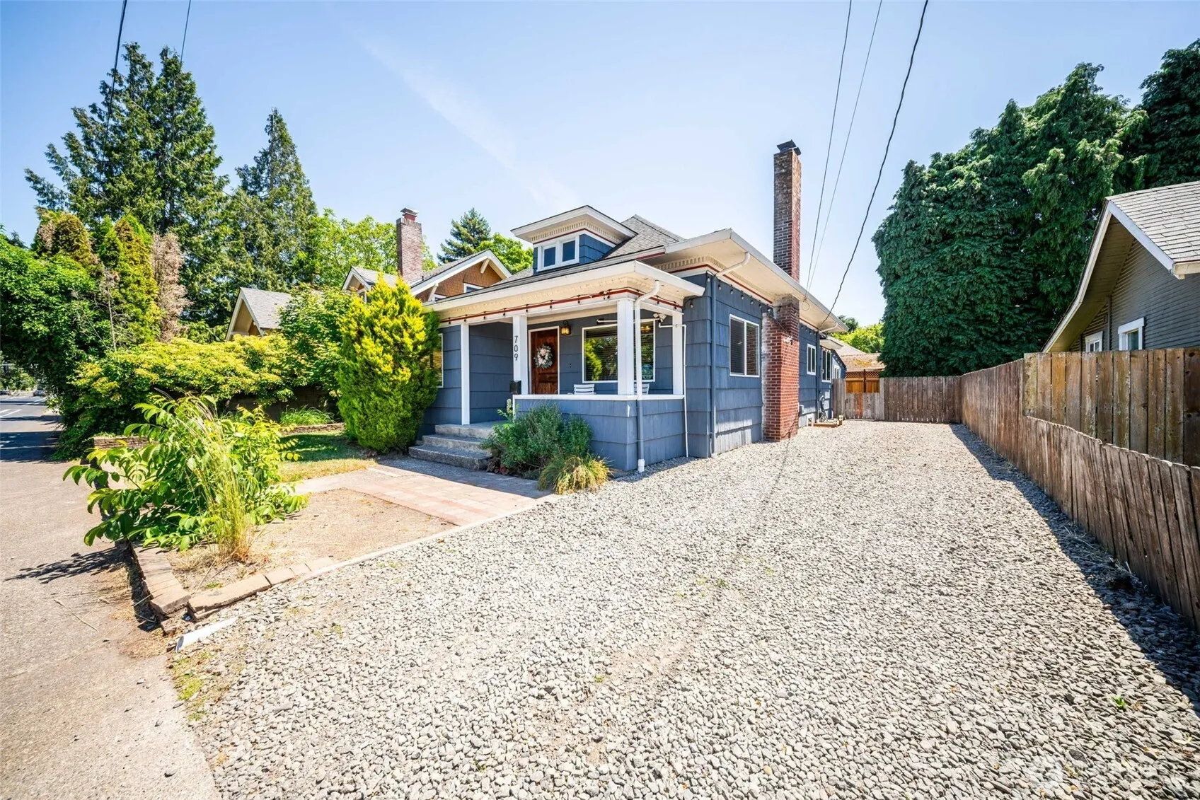 Property photo for 709 W Fourth Plain Boulevard, Vancouver photo 2