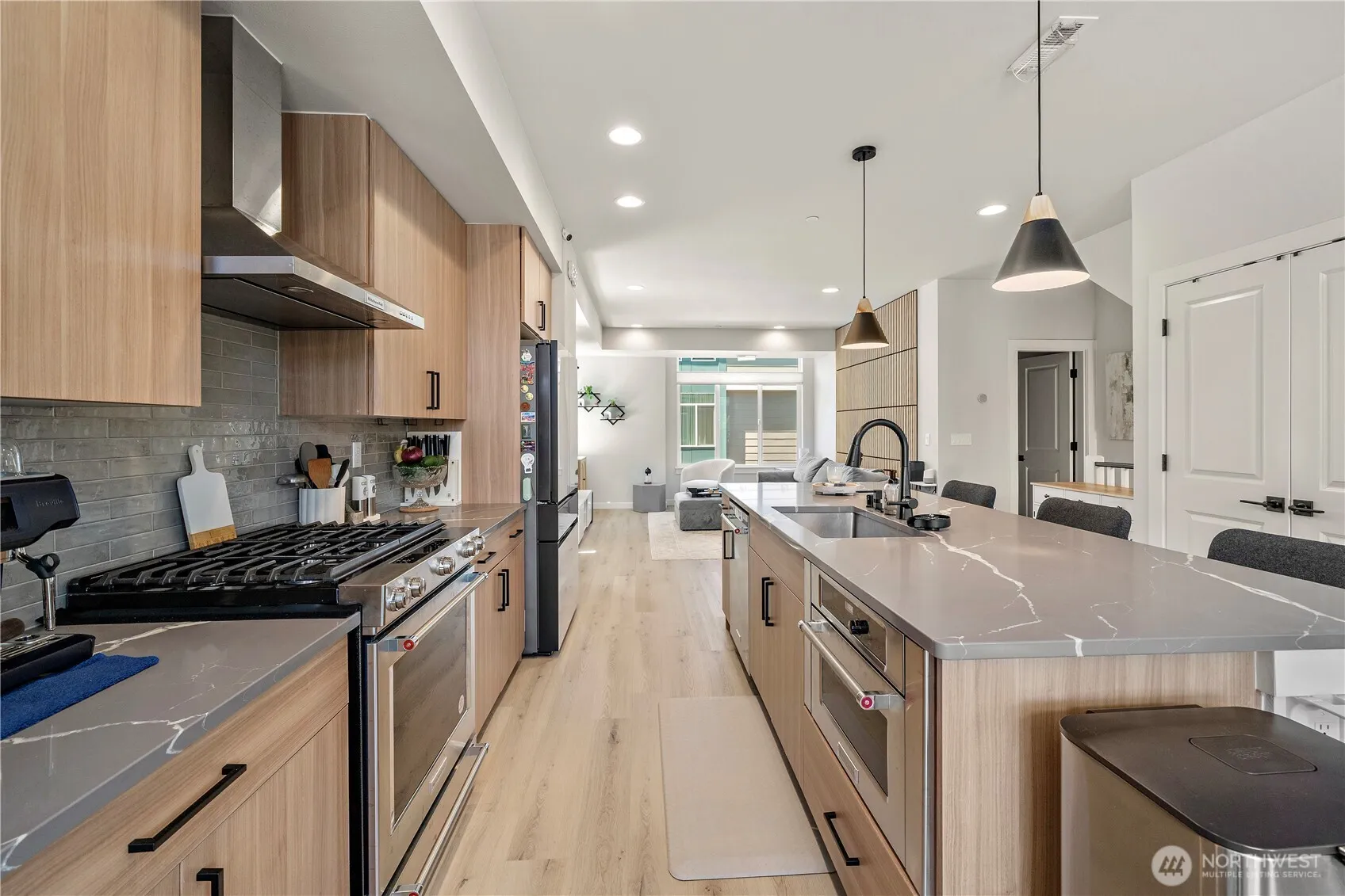 Property photo for 17002 13th Avenue W #a6, Lynnwood photo 4