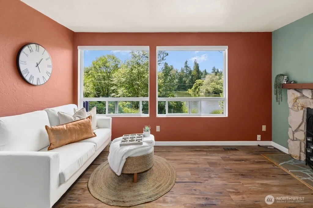 Property photo for 19803 Ashworth Avenue N, Shoreline photo 4