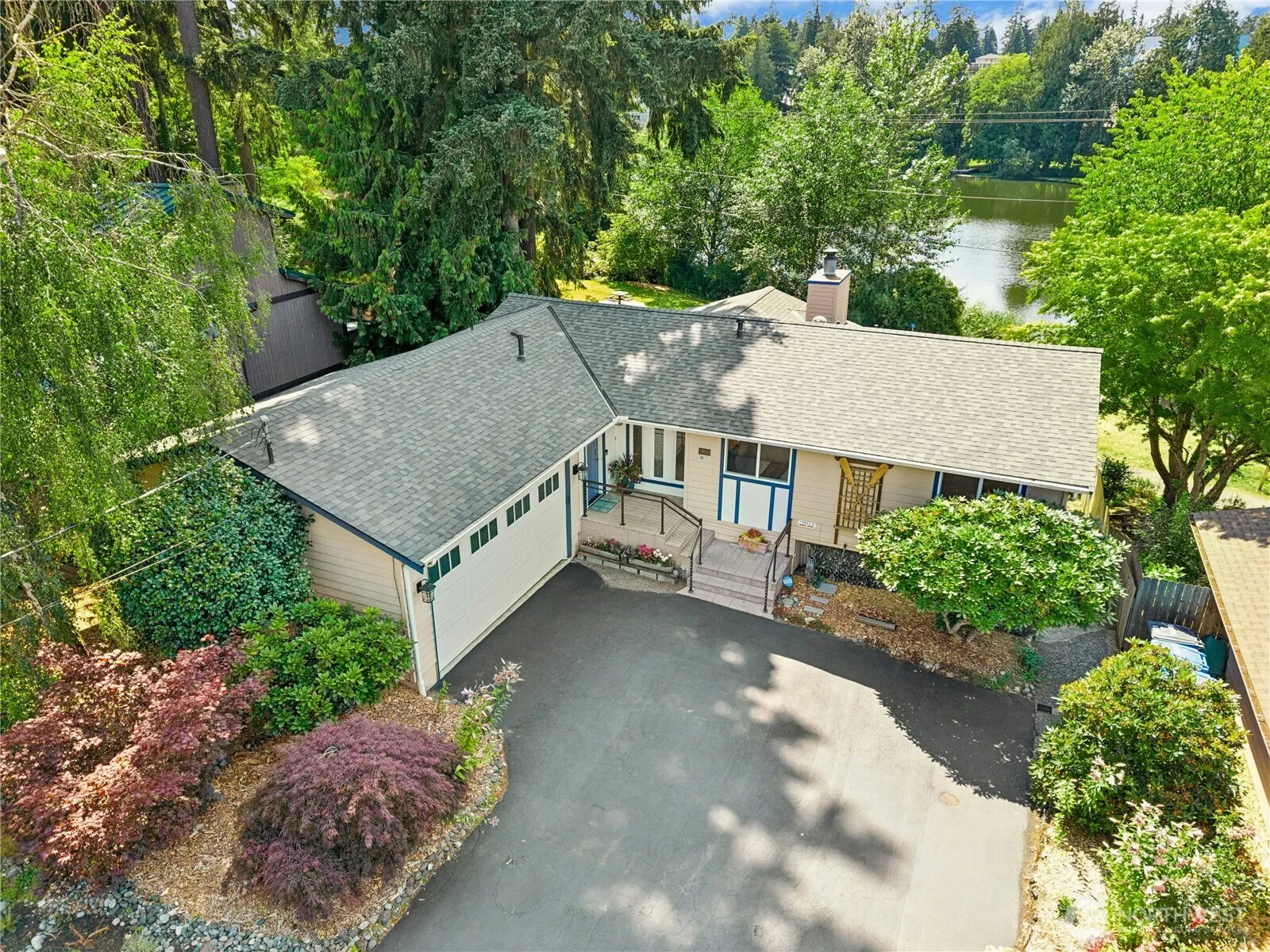 Property photo for 19803 Ashworth Avenue N, Shoreline photo 3