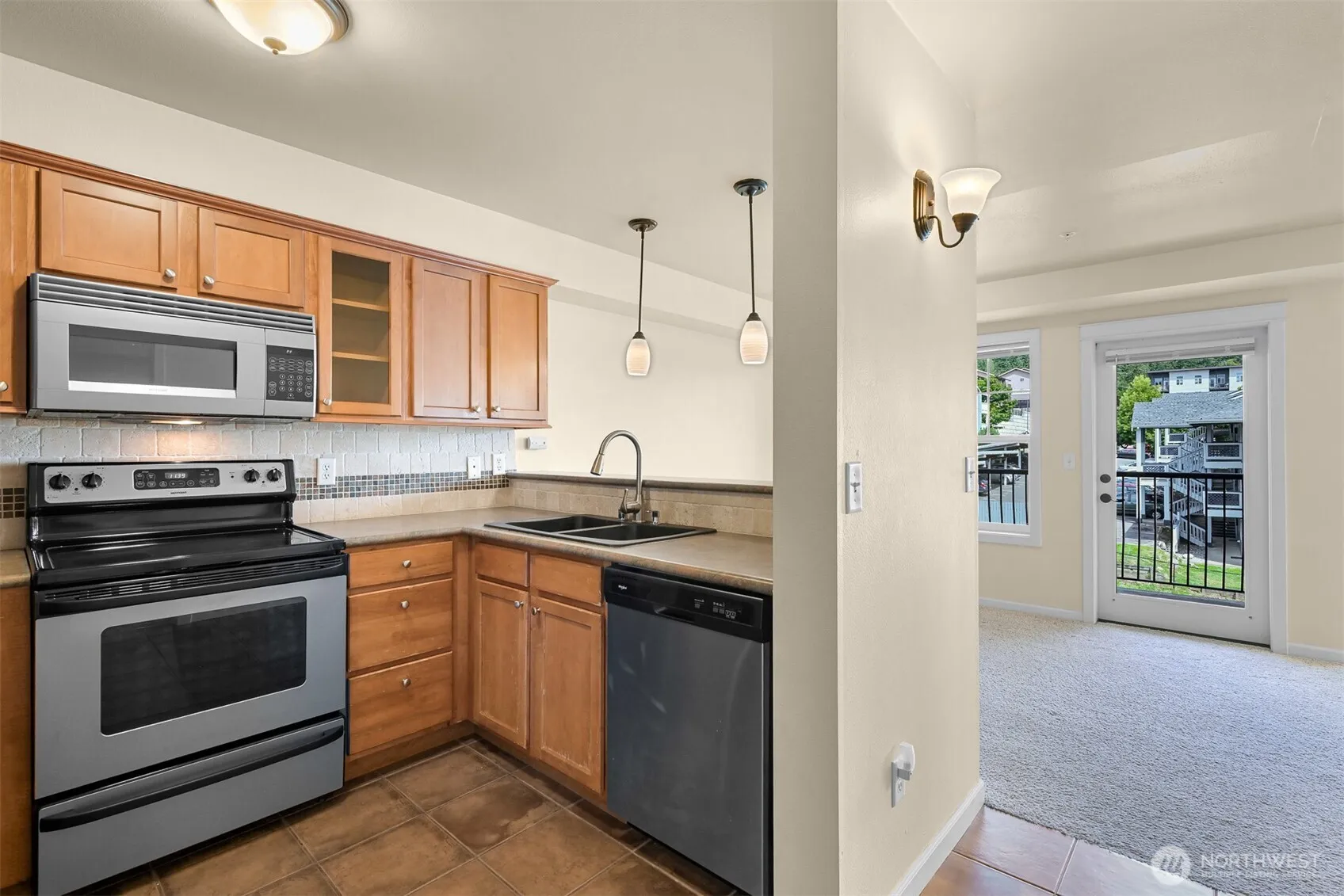 Property photo for 680 32nd Street ##c402, Bellingham photo 4