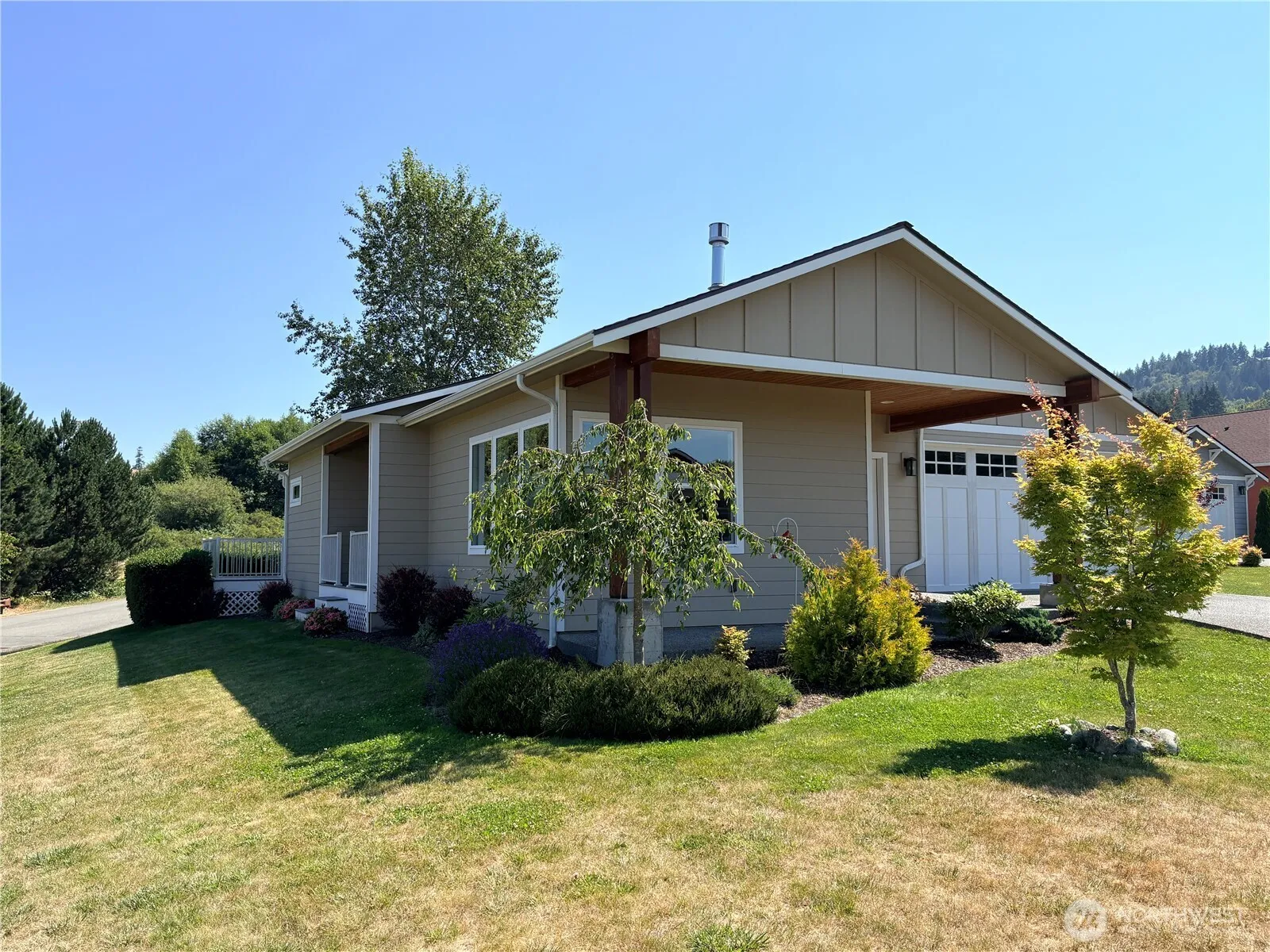 Property photo for 40 Snowbell Court, Sequim photo 2