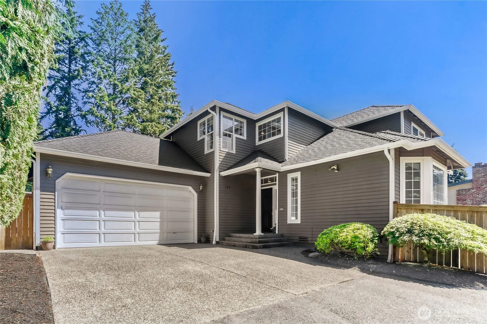 Property photo for 724 N 190th Street, Shoreline