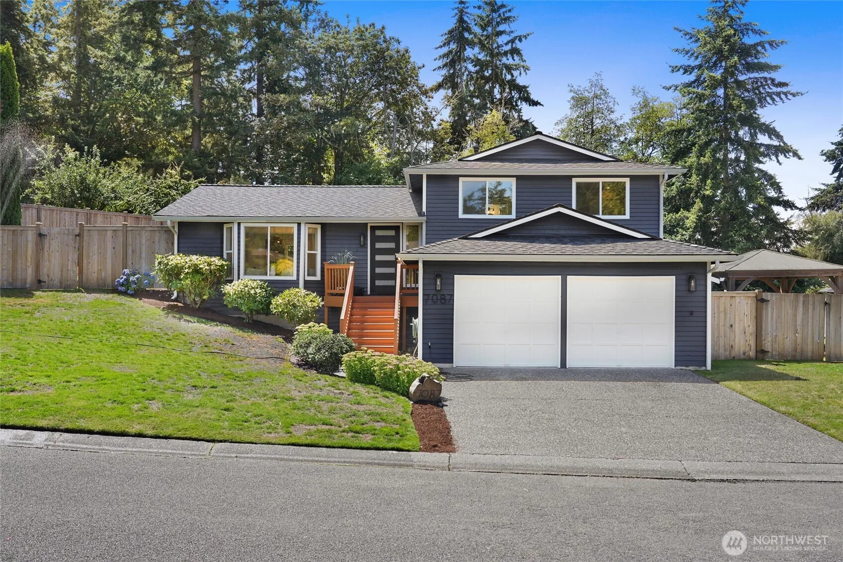 Property photo for 7087 45th Avenue W, Mukilteo photo 2
