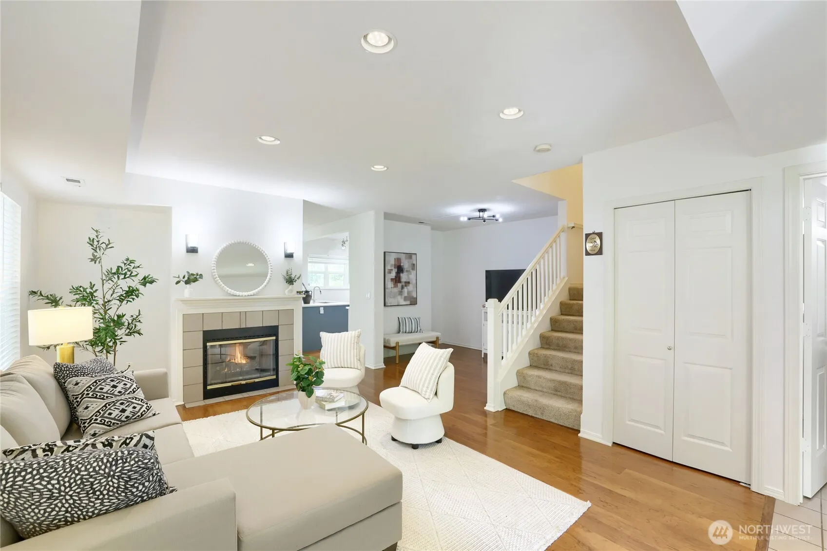 Property photo for 11613 Grove Drive, Mukilteo photo 4