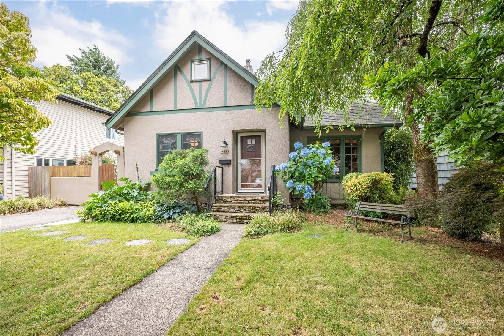 Property photo for 2733 Fir Street, Longview