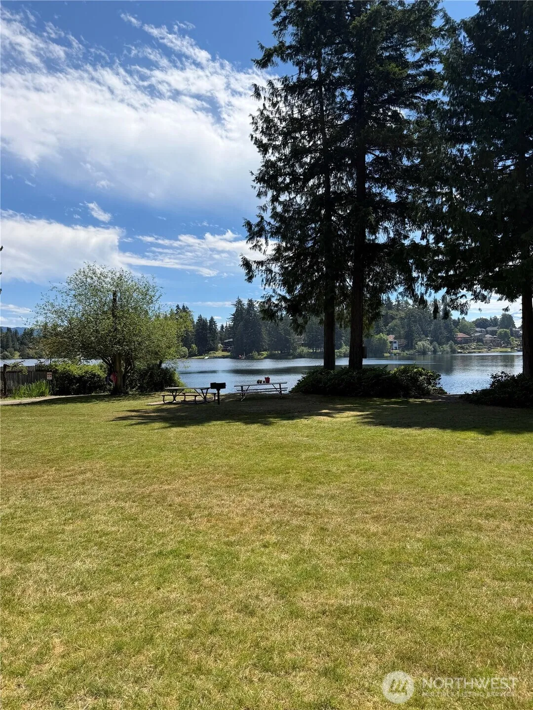 Property photo for 21828 Se 254th Pl, Maple Valley photo 2