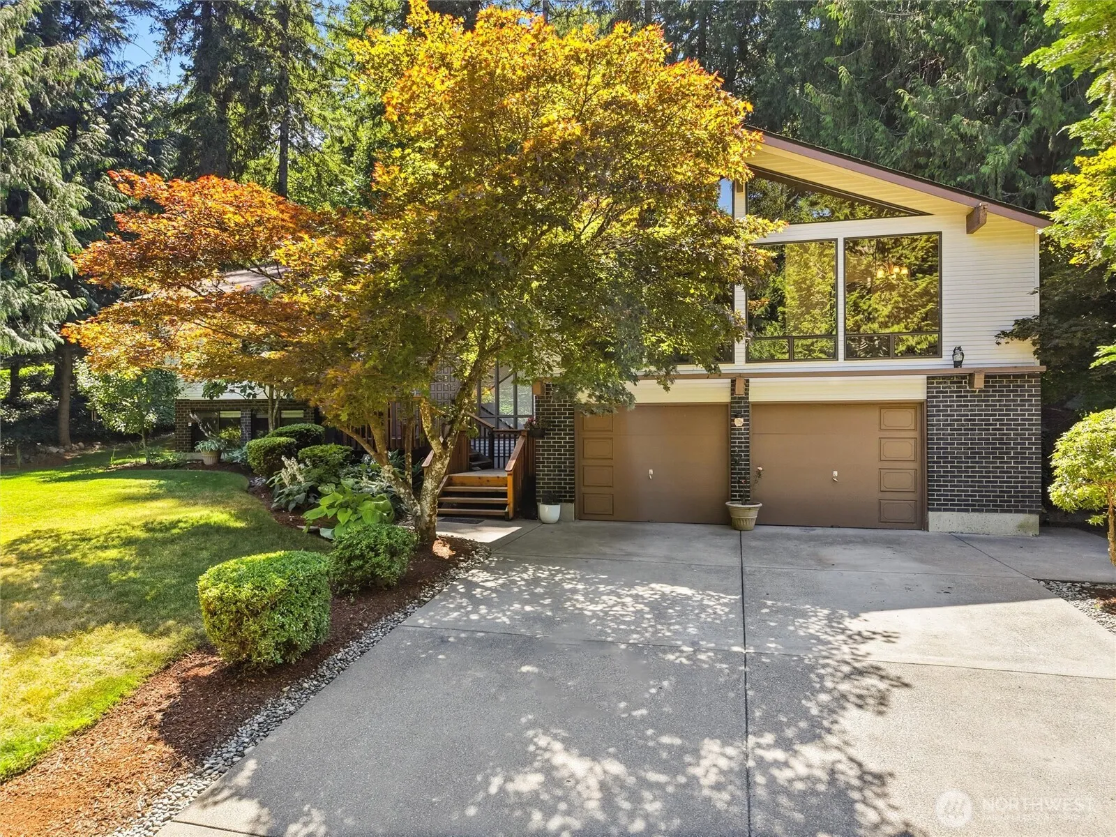 Property photo for 21828 Se 254th Pl, Maple Valley photo 3