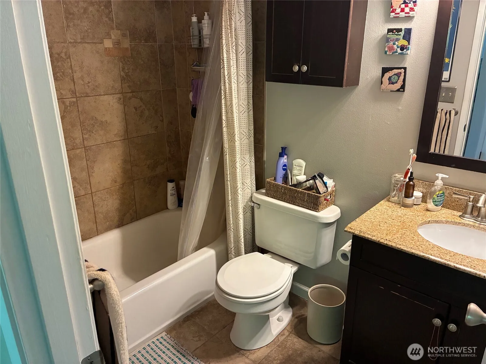 Property photo for 824 Nw 64th Street, Seattle photo 5