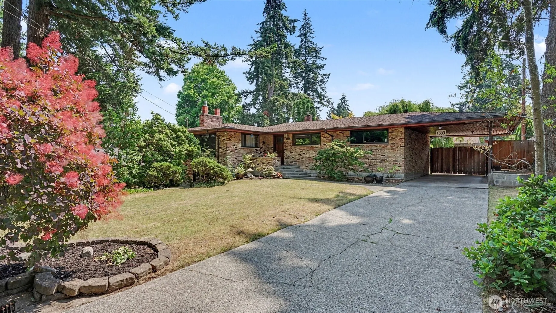 Property photo for 1335 N 180th Street, Shoreline