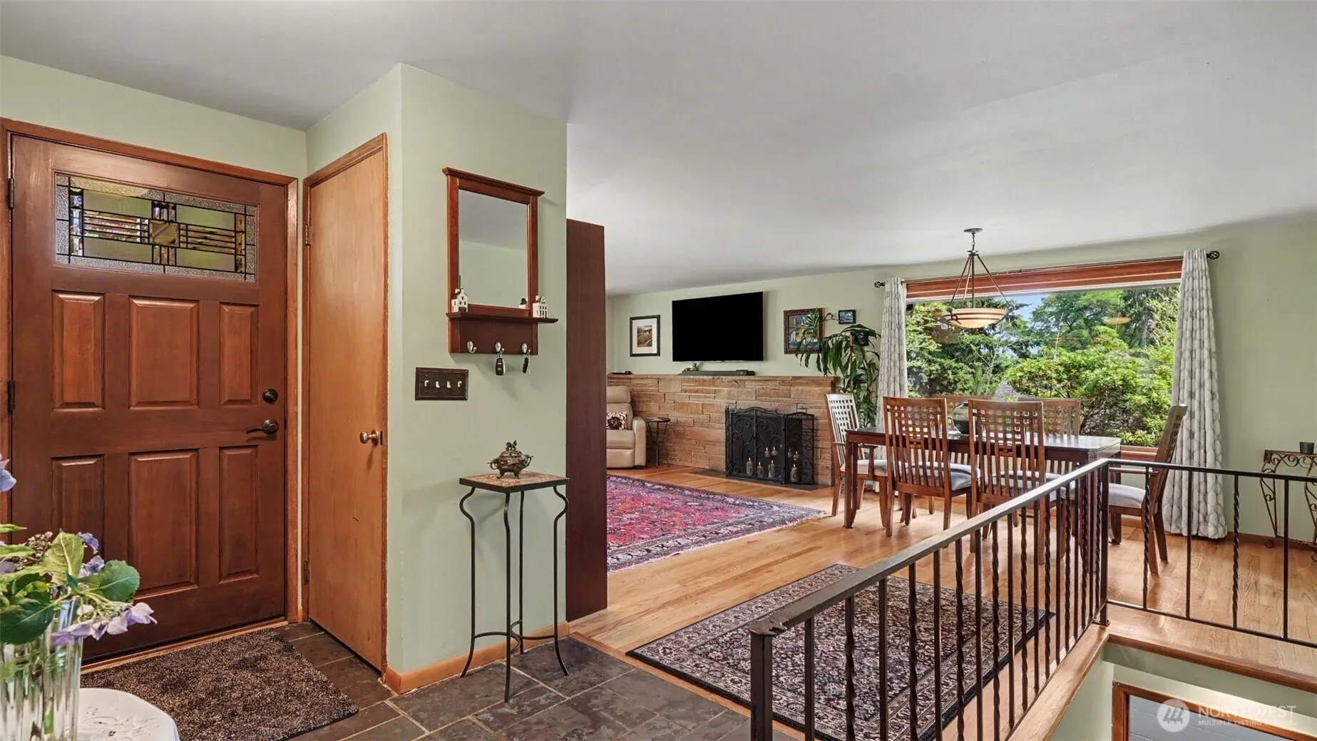 Property photo for 1335 N 180th Street, Shoreline photo 2