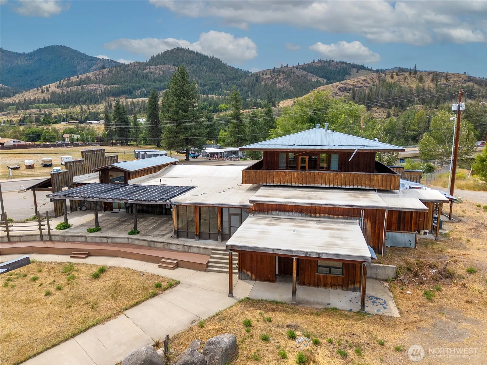 Property photo for 900 Methow Valley Highway E, Twisp photo 2