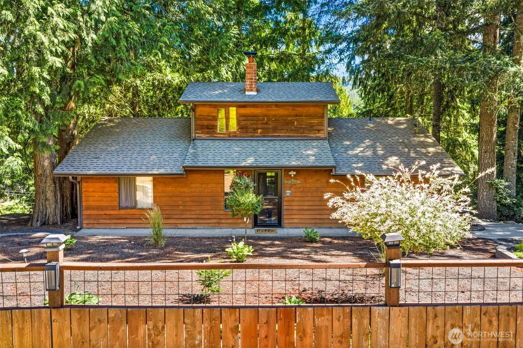 Property photo for 360 Kingsway W, Bremerton photo 5