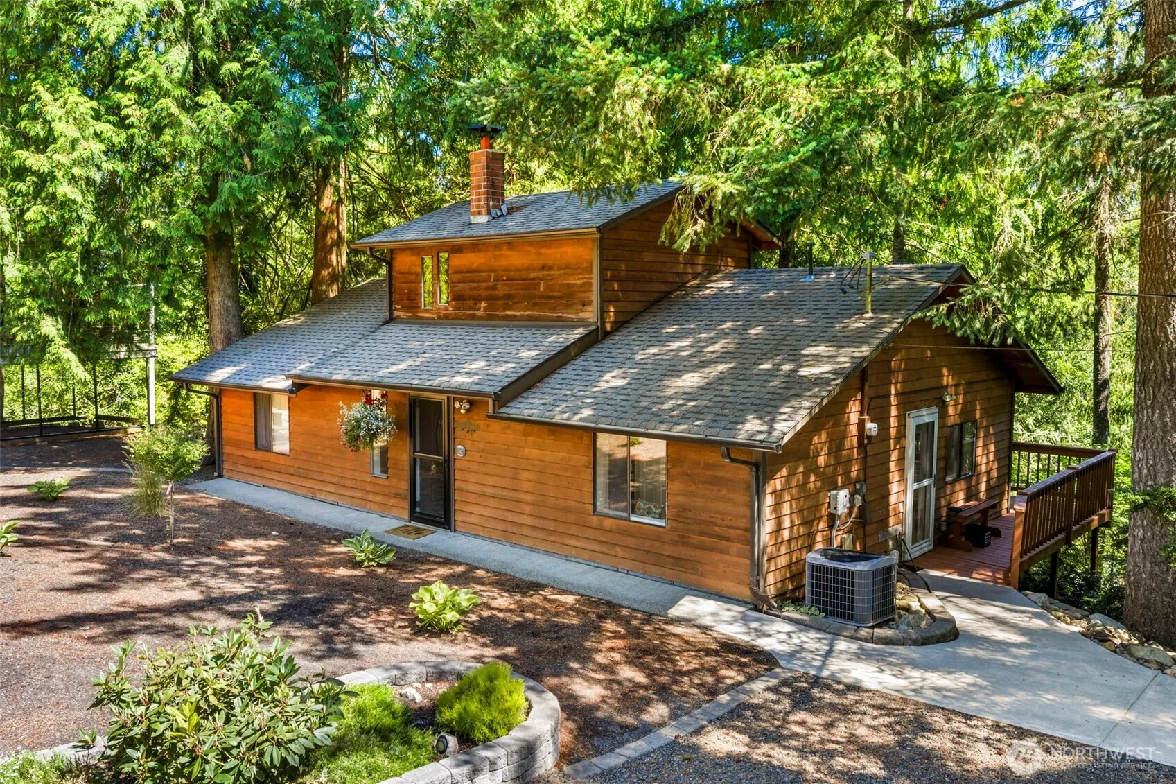 Property photo for 360 Kingsway W, Bremerton photo 2