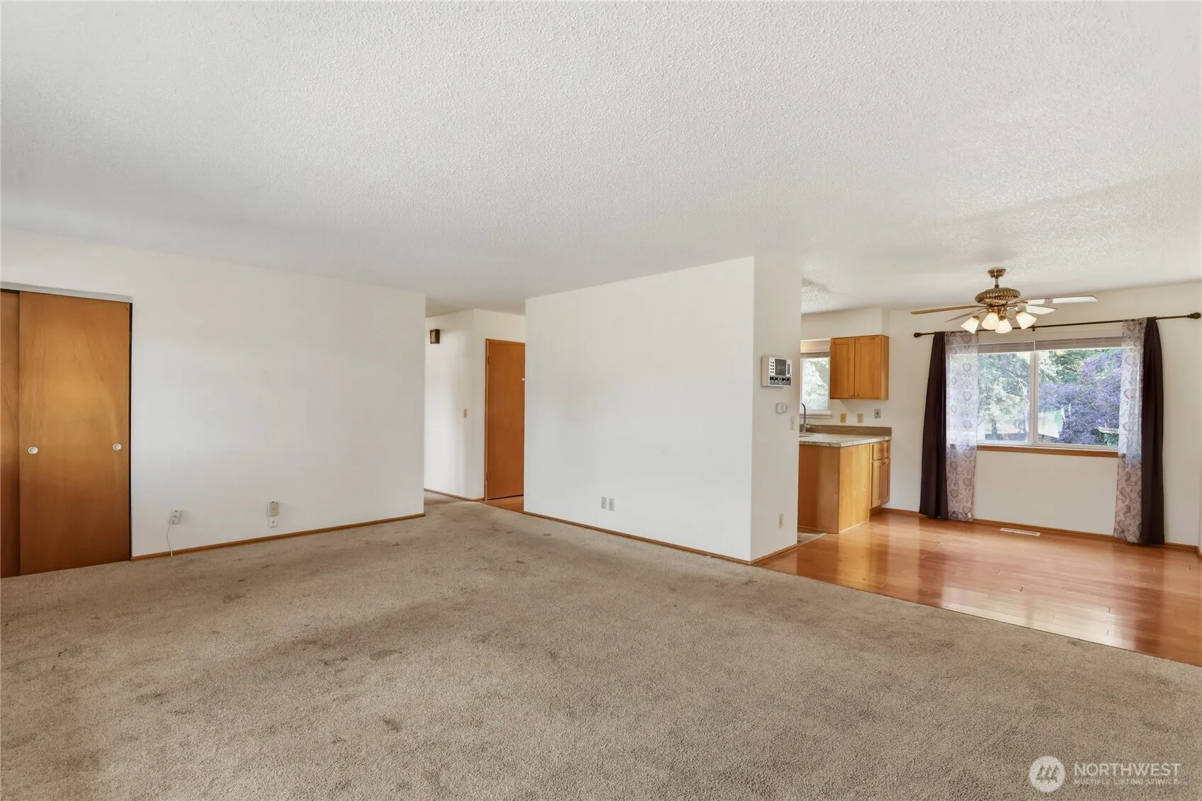 Property photo for 194 May Street W, Port Orchard photo 4