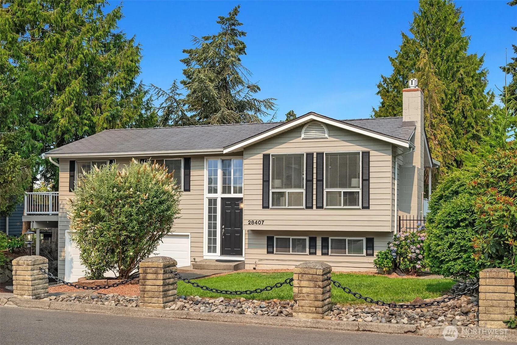Property photo for 28407 22nd Avenue S, Federal Way