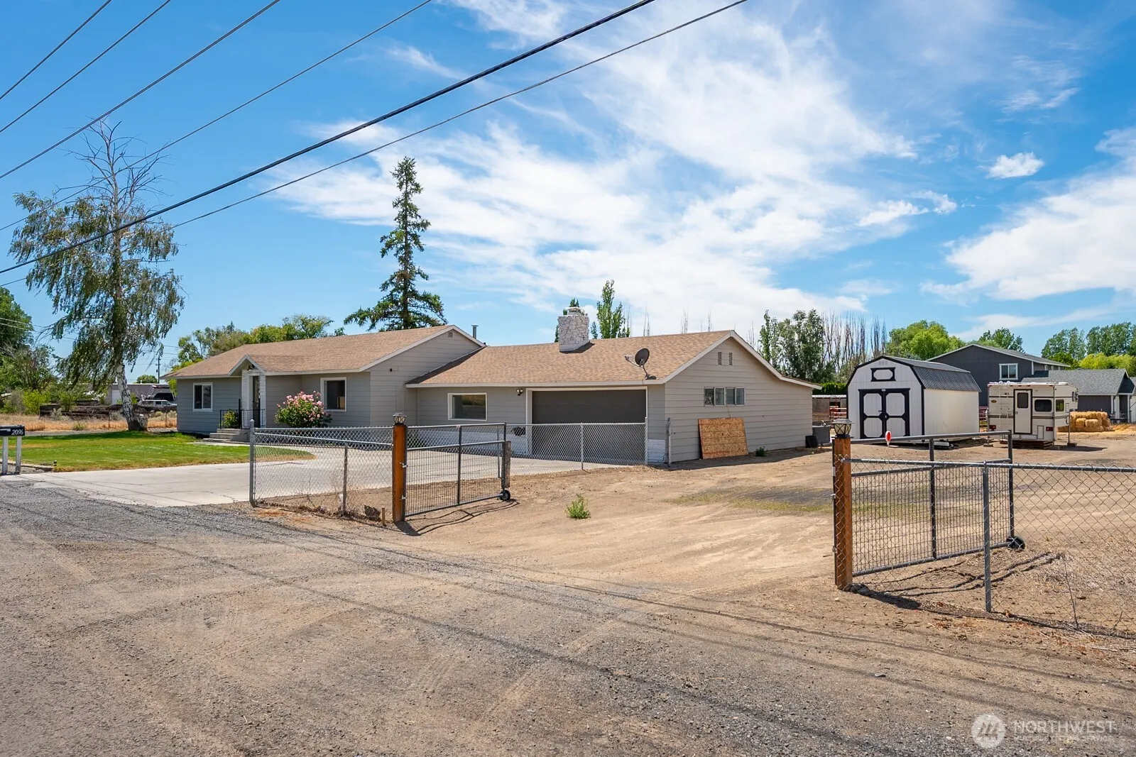 Property photo for 2096 Hamilton Road Ne, Moses Lake photo 3
