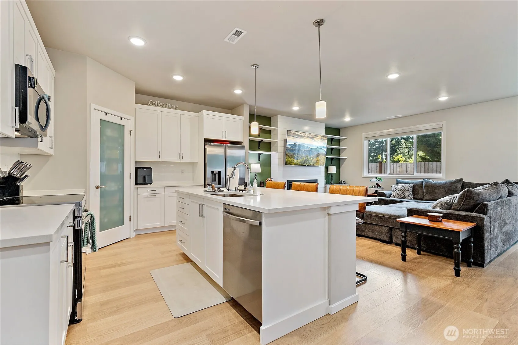 Property photo for 18302 34th Avenue Ct E, Tacoma photo 5