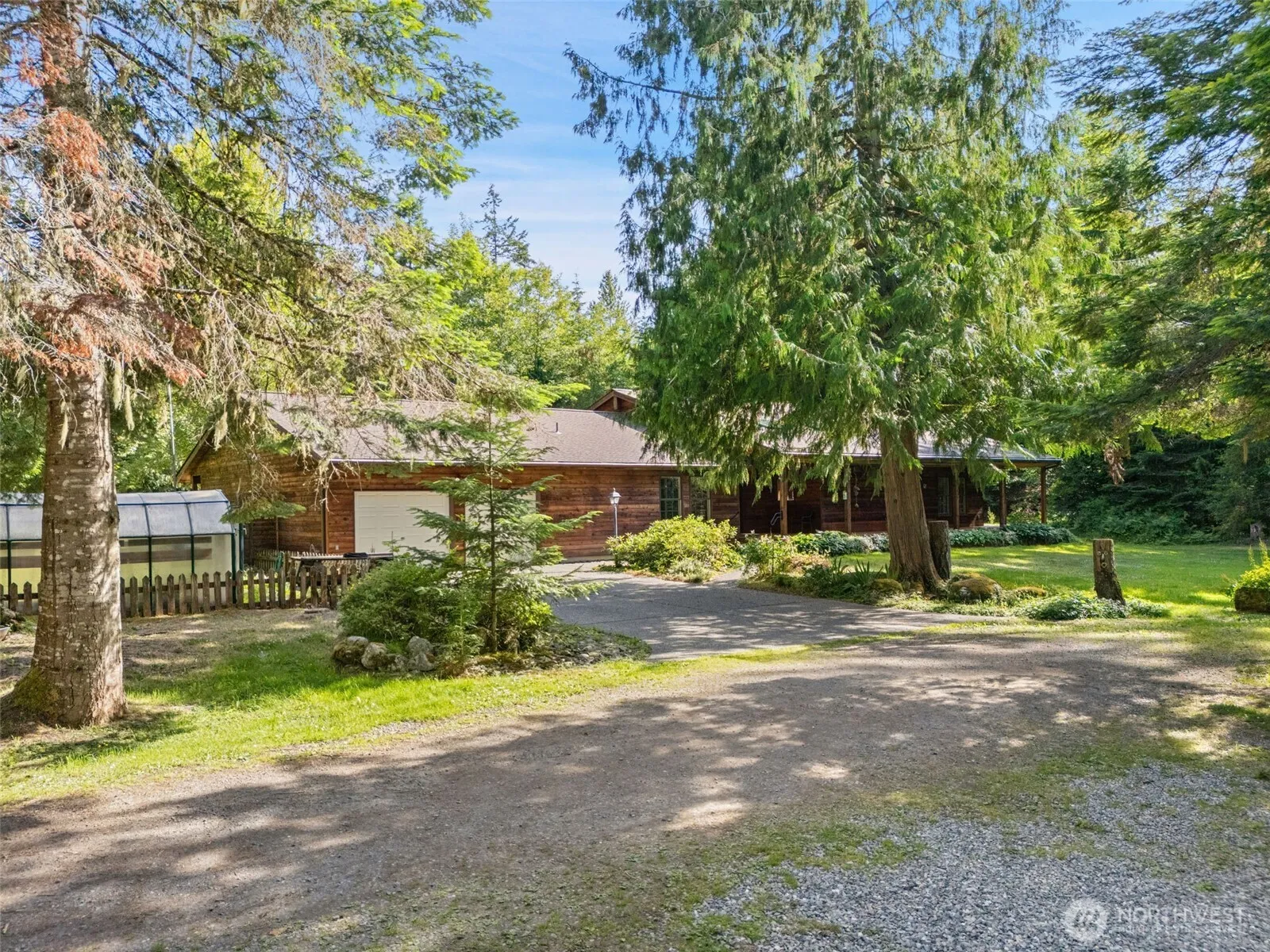 Property photo for 25 Lostwood Lane, Sequim photo 2