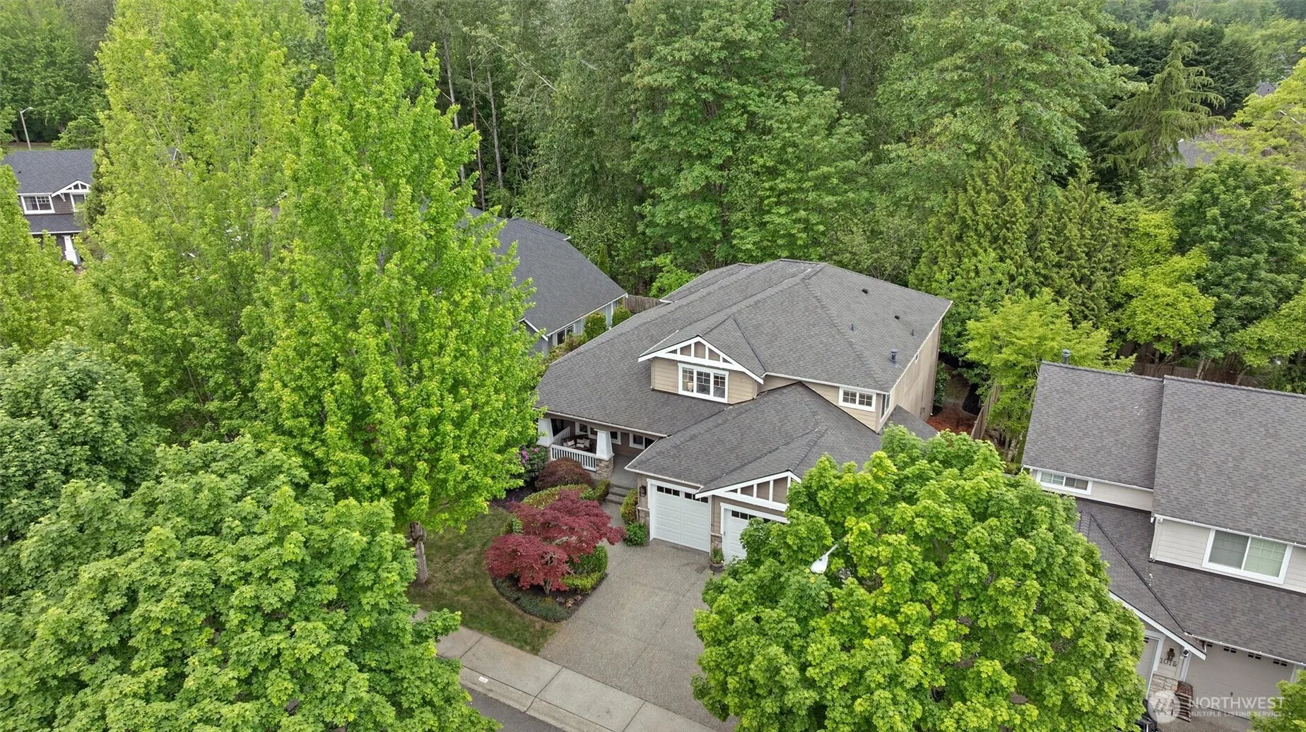 Property photo for 1021 271st Avenue Se, Sammamish