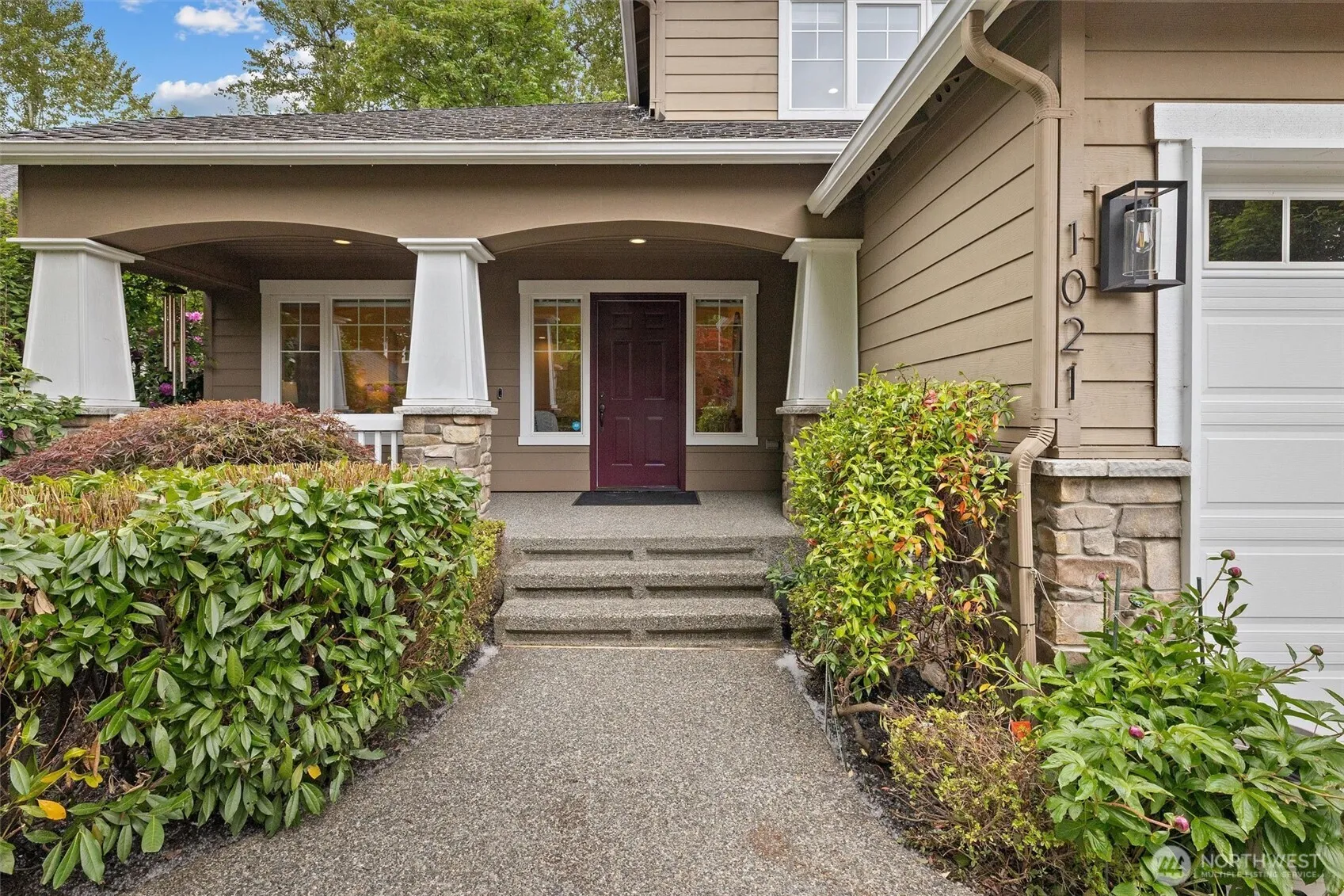 Property photo for 1021 271st Avenue Se, Sammamish photo 3