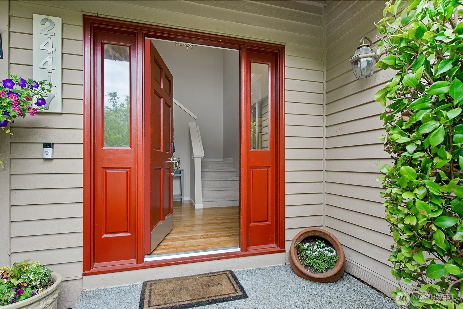 Property photo for 24417 Se 46th Street, Sammamish photo 3
