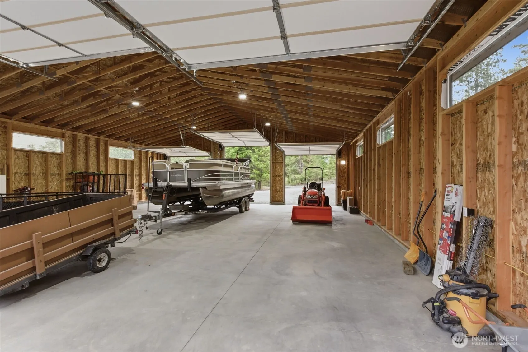 Property photo for 34947 Sharptail Lane, Davenport photo 4