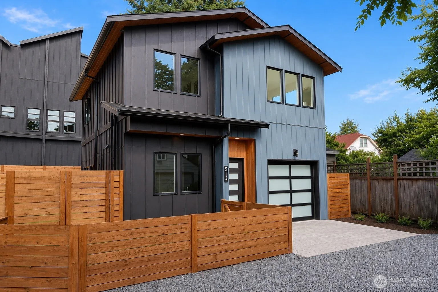 Property photo for 514 N 92nd Street, Seattle photo 3