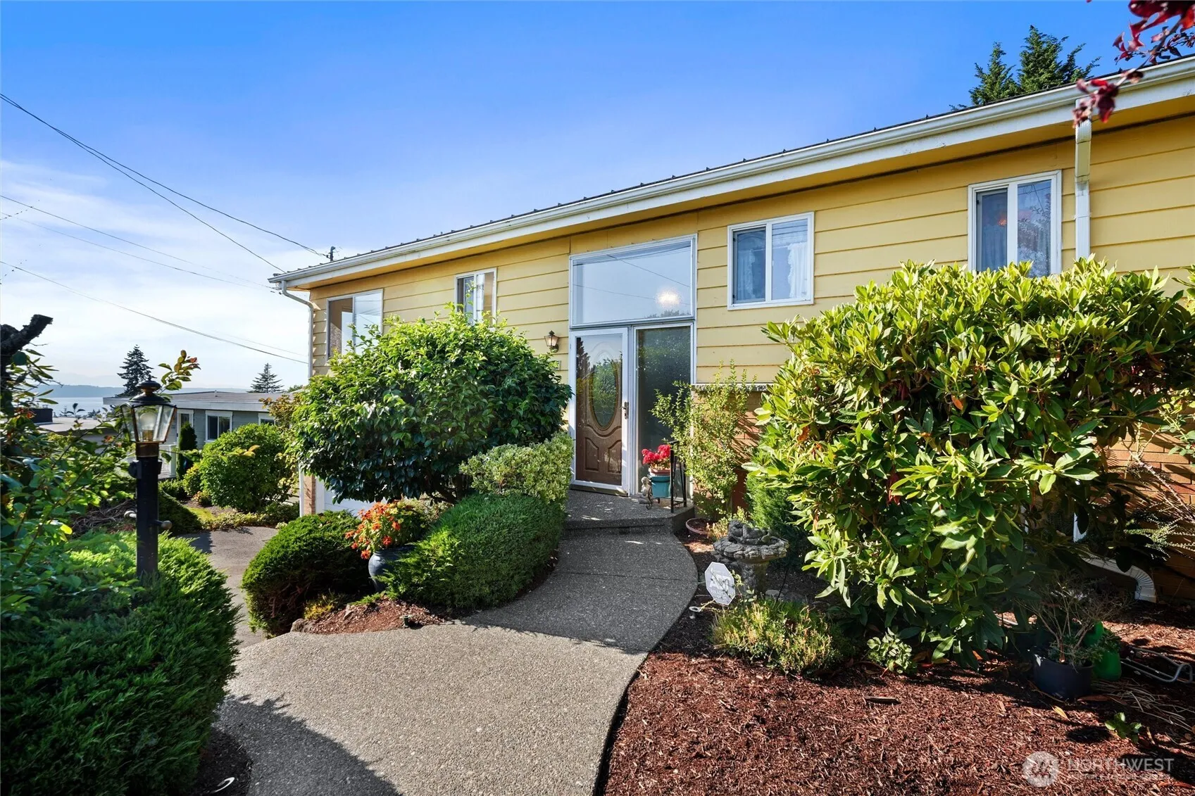 Property photo for 741 Hemlock Street, Edmonds photo 3