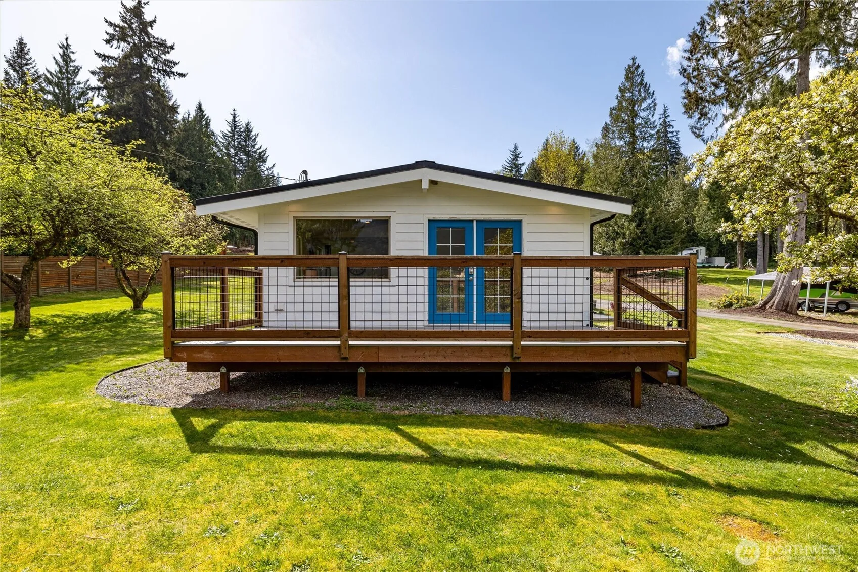 Property photo for 477 W Lake Samish Drive, Bellingham photo 3