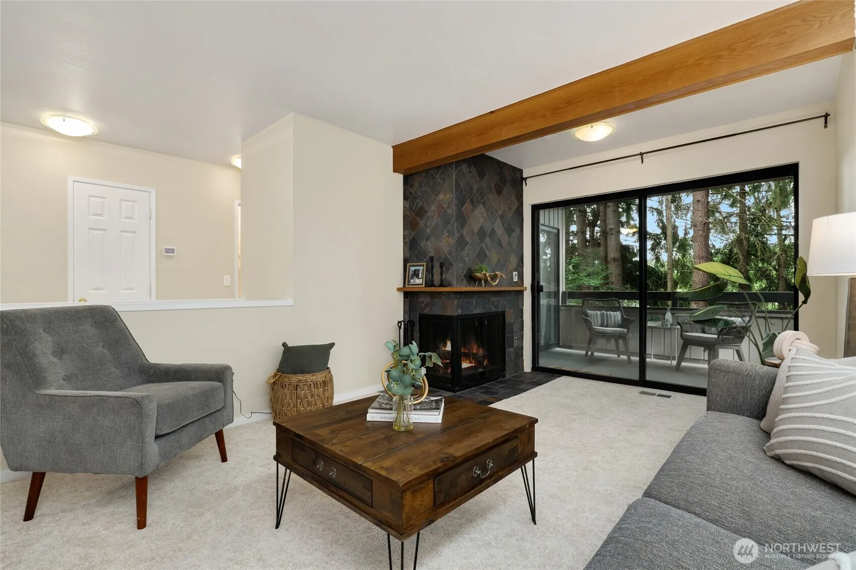 Property photo for 3517 109th Place Ne #4, Bellevue photo 4