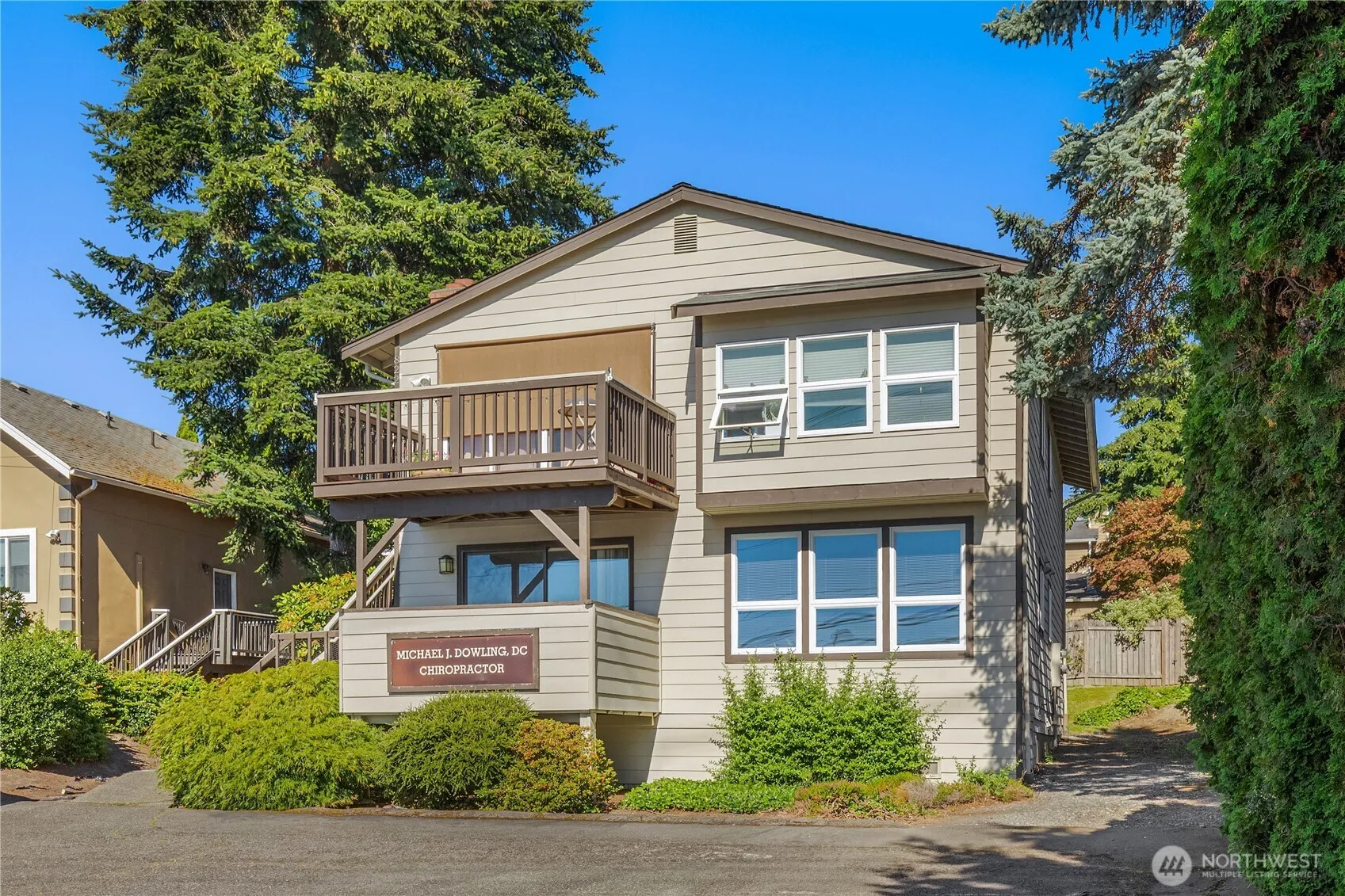 Property photo for 822 6th Street S, Kirkland photo 2