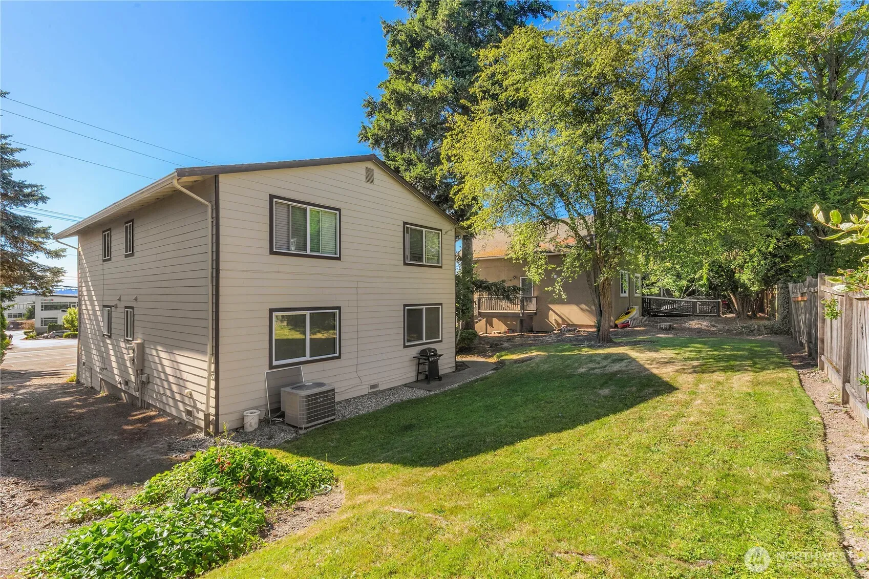 Property photo for 822 6th Street S, Kirkland photo 4
