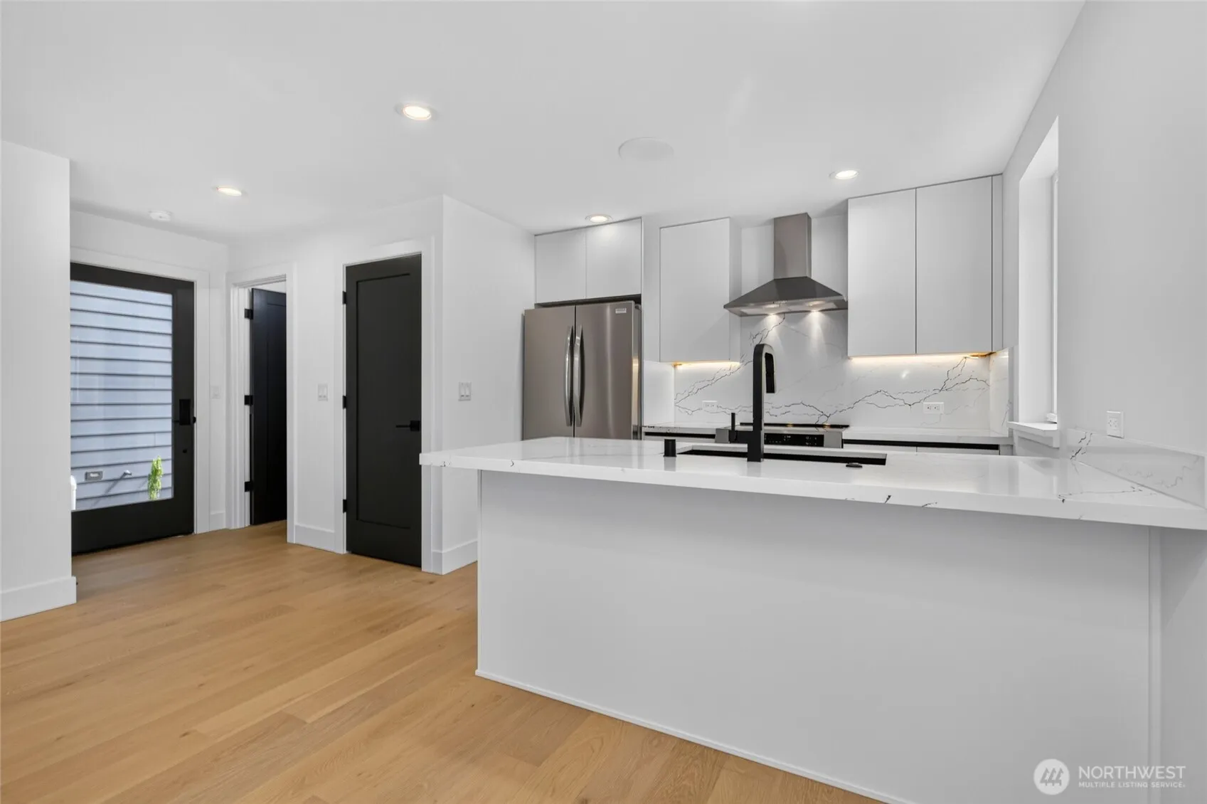 Property photo for 12036 Hiram Place Ne, Seattle photo 4
