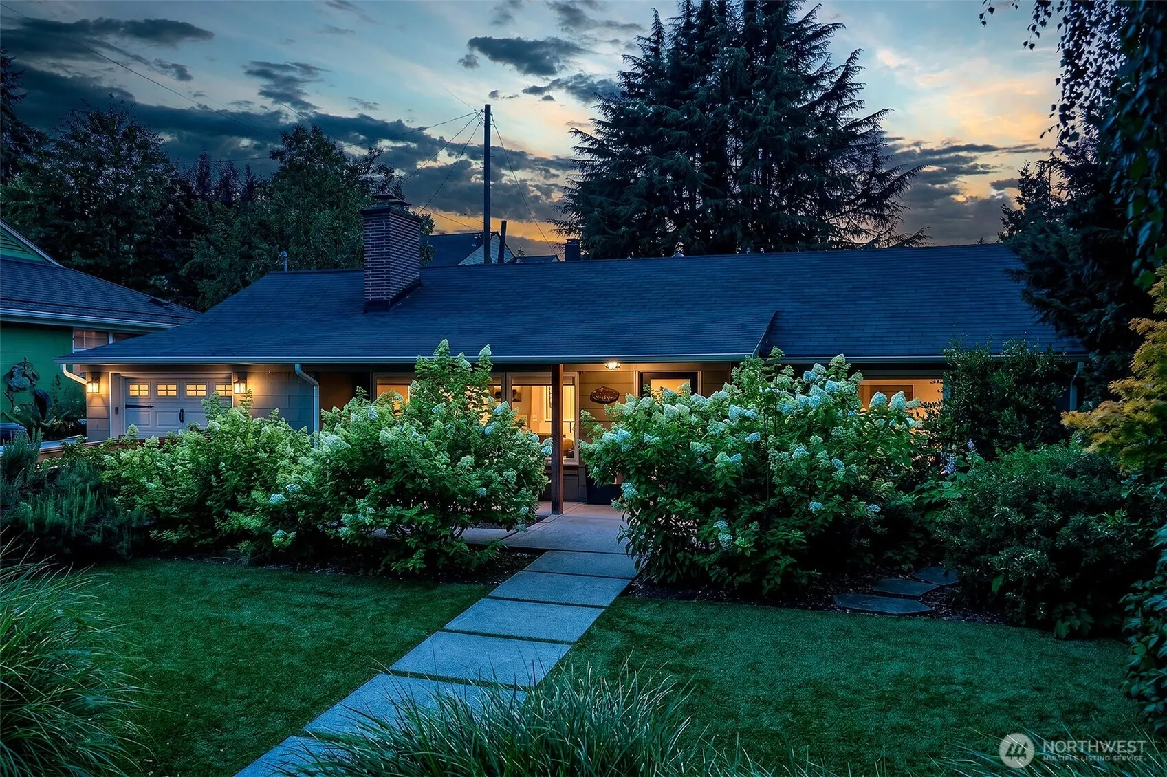Property photo for 8623 30th Avenue Ne, Seattle photo 2