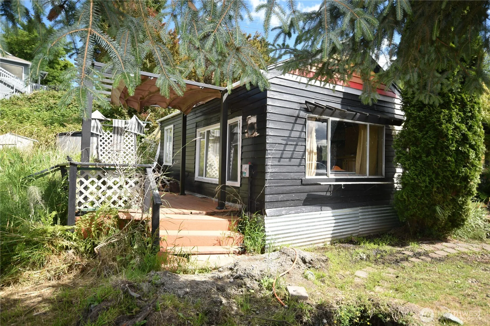 Property photo for 1647 Beach Drive E, Port Orchard