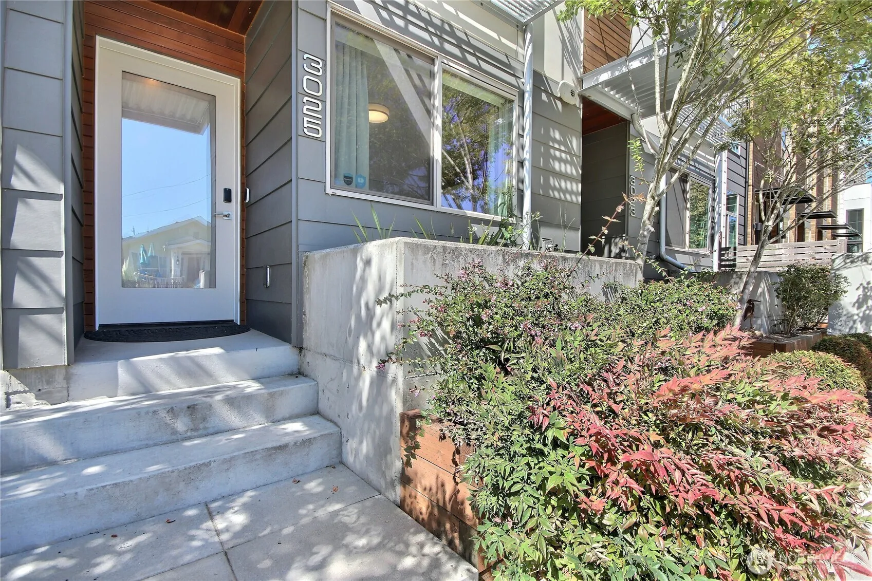 Property photo for 3025 62nd Avenue Sw, Seattle photo 3