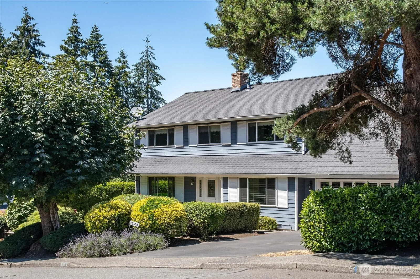 Property photo for 10602 Ne 60th Street, Kirkland photo 5