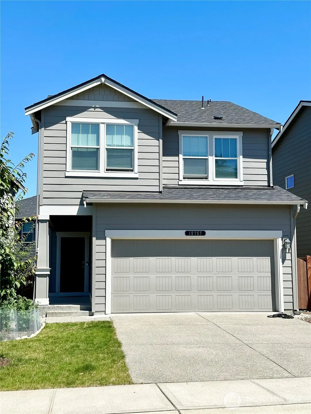 Property photo for 18757 Lipoma Place E, Puyallup photo 2