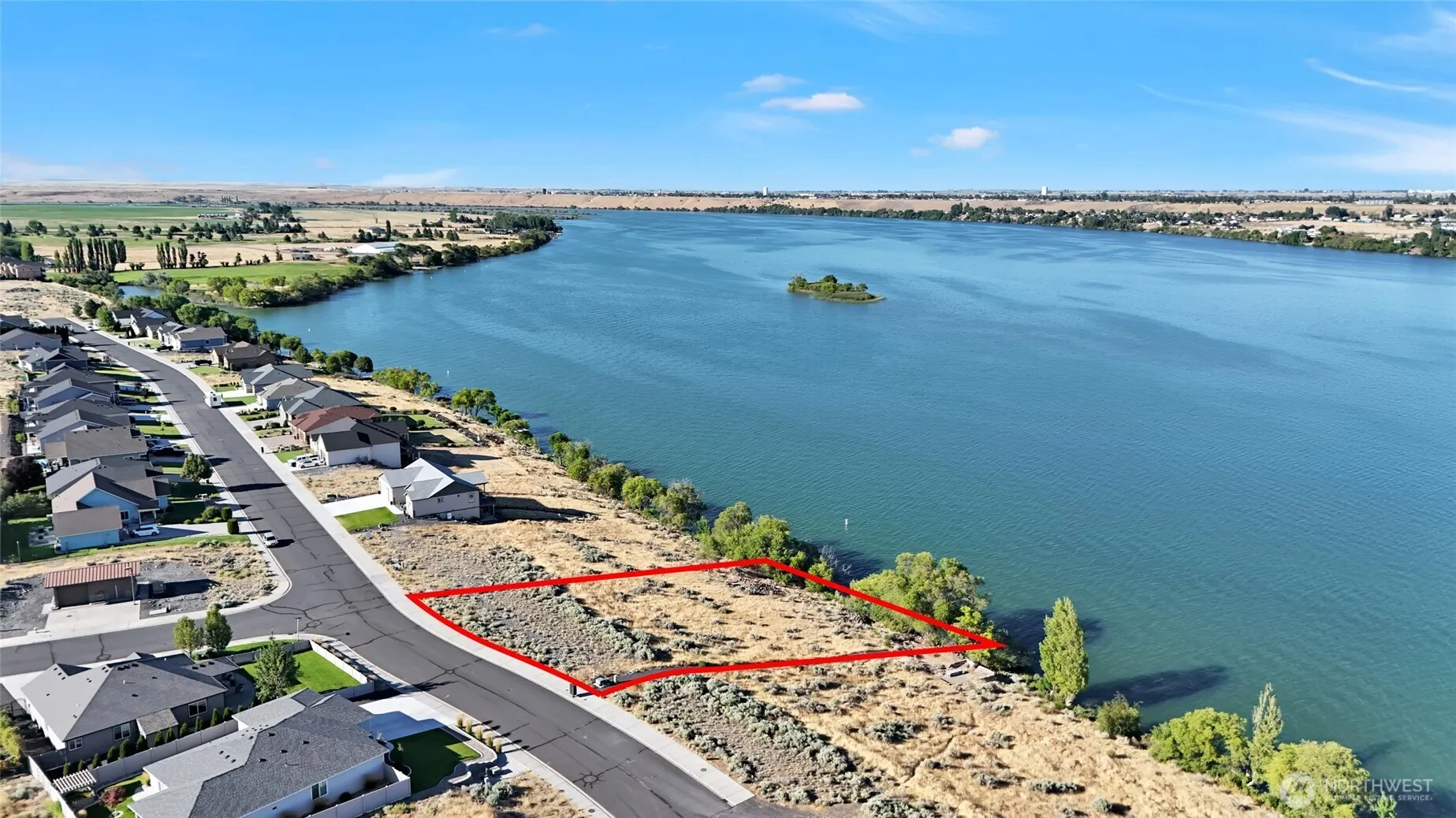 Property photo for 3973 Edwards Road Ne, Moses Lake