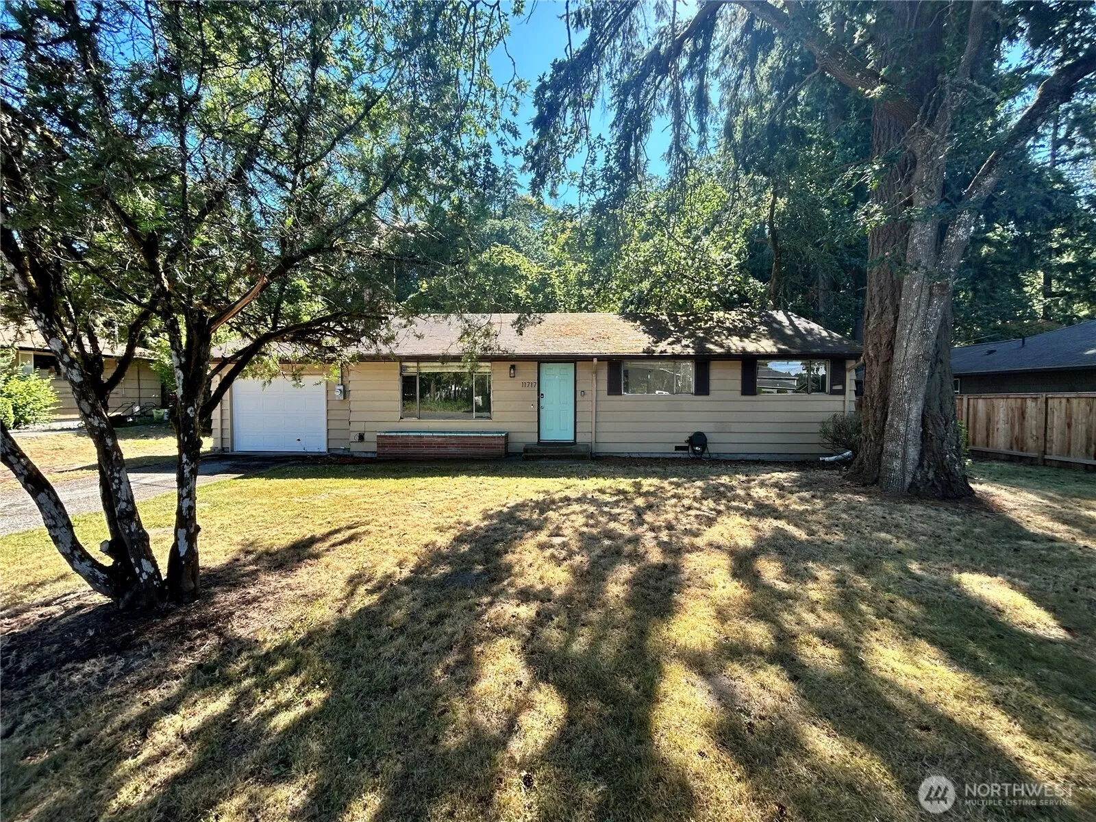 Property photo for 11717 83rd Avenue Sw, Lakewood