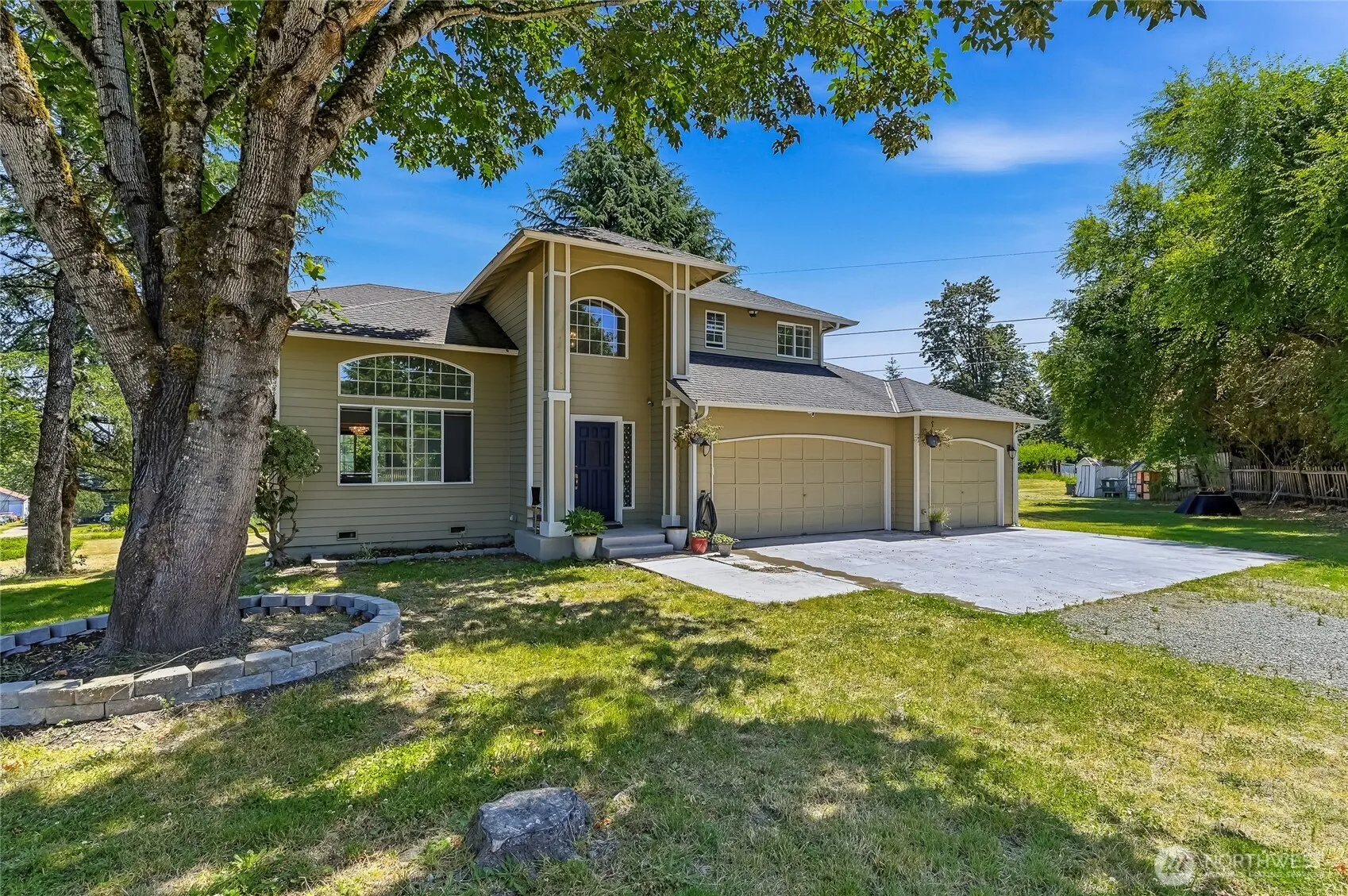 Property photo for 19225 208th Avenue Se, Renton