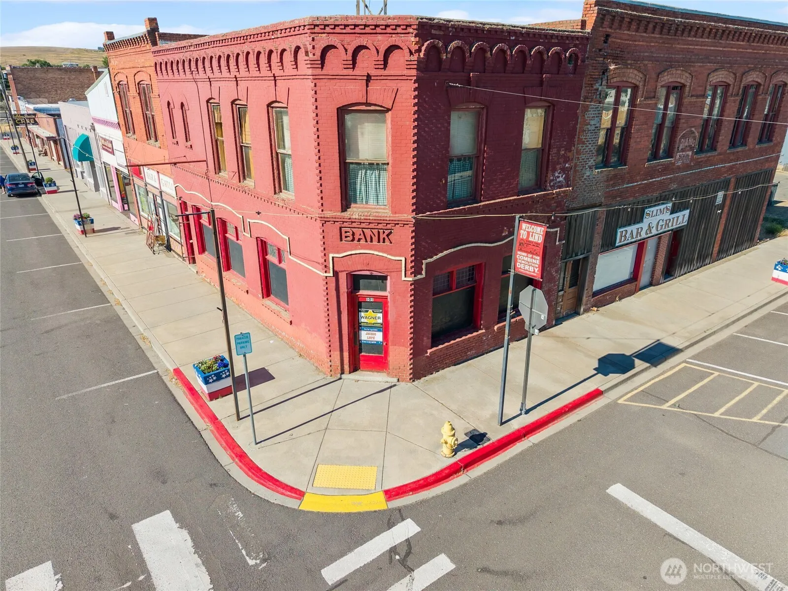 Property photo for 101 W 2nd Street, Lind photo 5