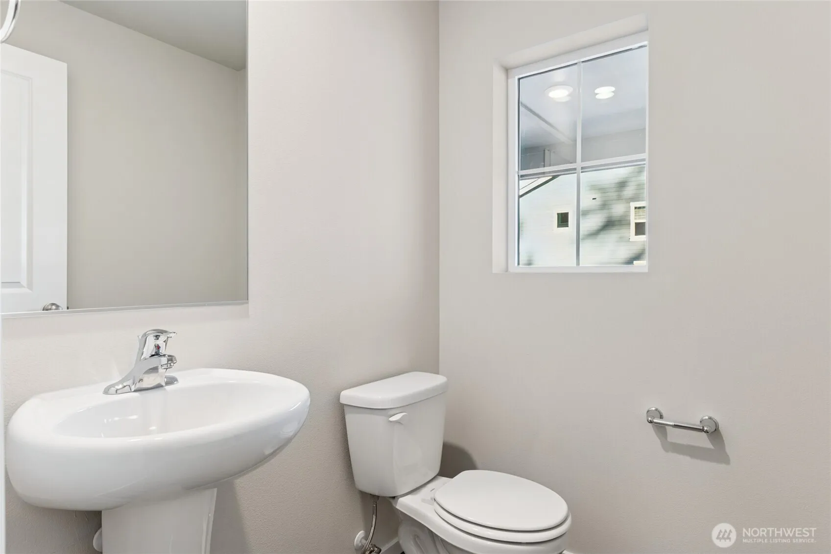 Property photo for 1600 Fiona Street Ne #60, Lacey photo 3